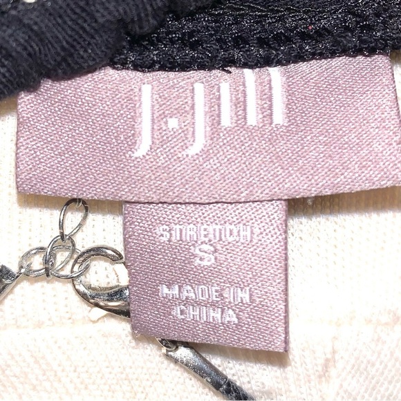 J. Jill Black and Red Embellished Sleeveless Tank Top - Picture 6 of 7